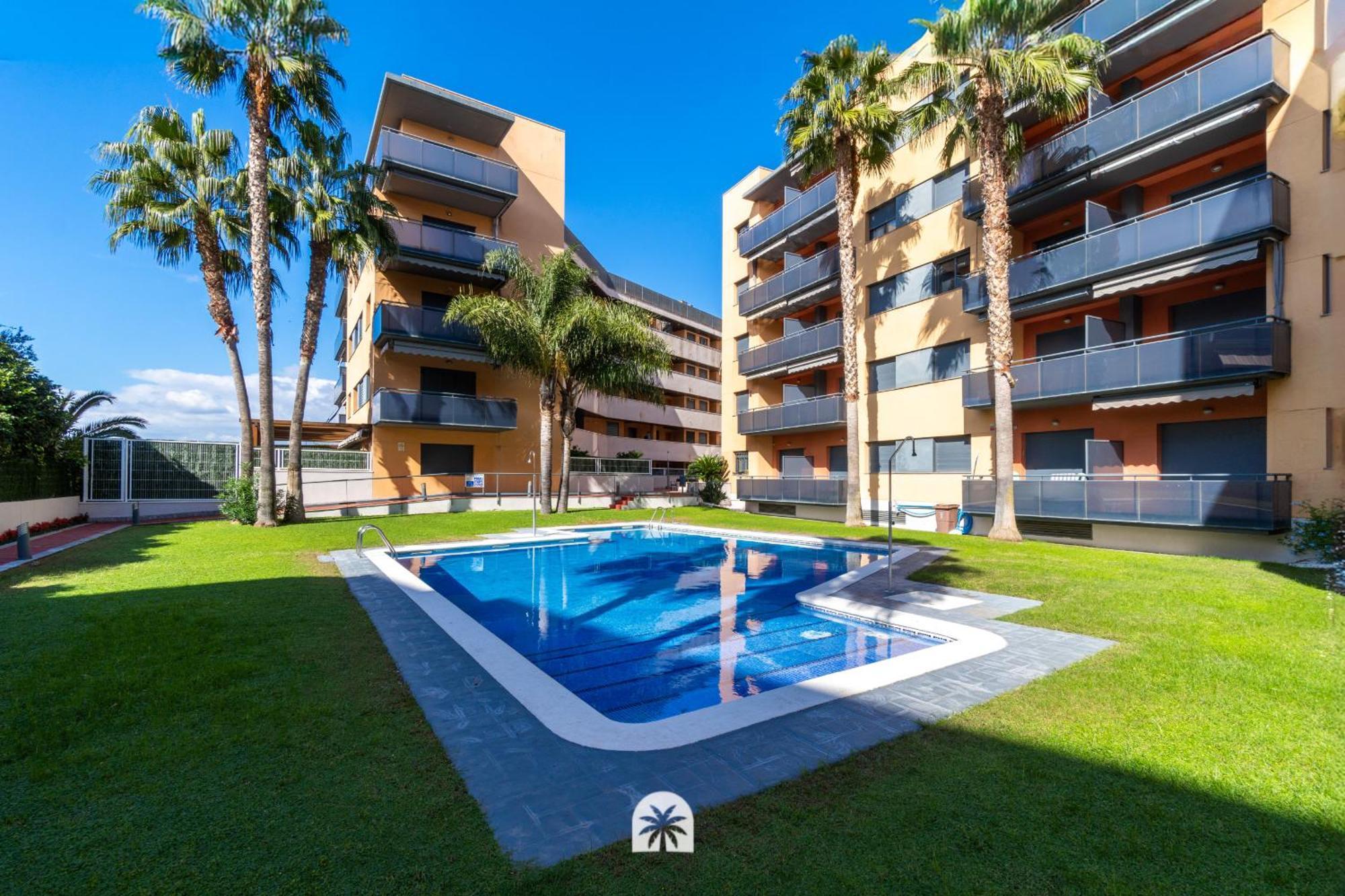 Mediterranean Way - Amadeus Confort Y Lujo Familiar La Pineda Exterior photo